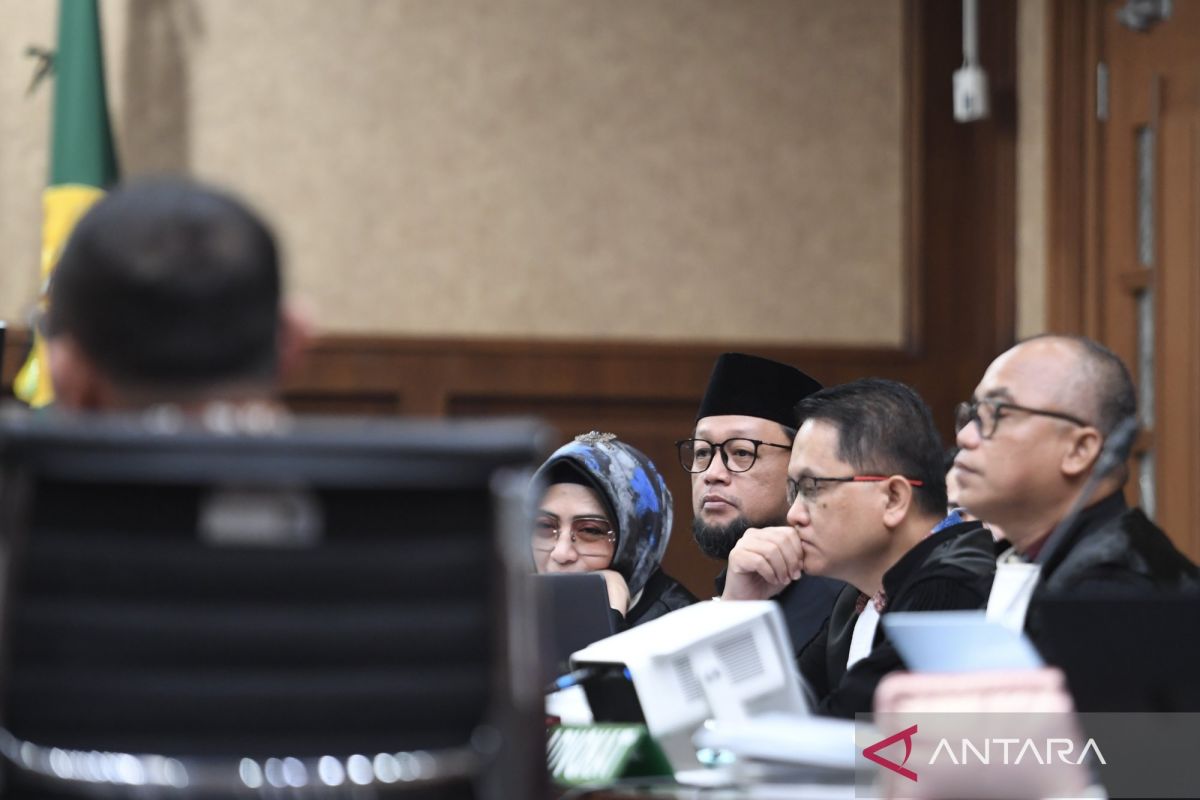 KPK Serahkan ke Hakim Soal Jokowi Saksi Kuota Haji