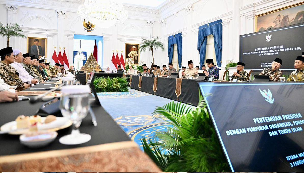 BREAKING NEWS - Biaya Haji 2027 Diusulkan Rp107,3 Juta per Jemaah, Prabowo Usul Skema 52:48 dan Minta Audit Forensik Keuangan Haji