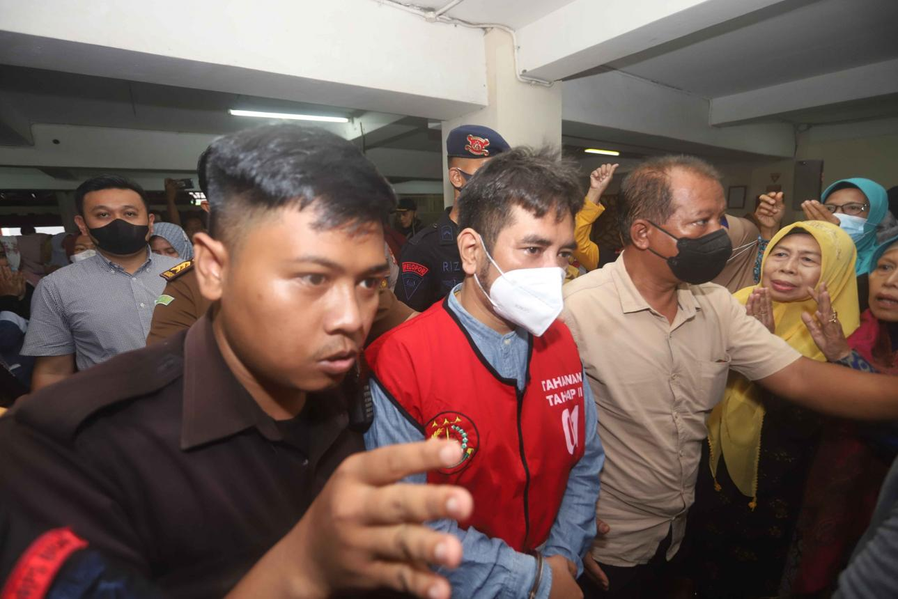 BREAKING NEWS - Bechi Bebas Bersyarat, Pemerintah Investigasi Remisi dan Wamenag Minta Pesantren di Jombang Dievaluasi