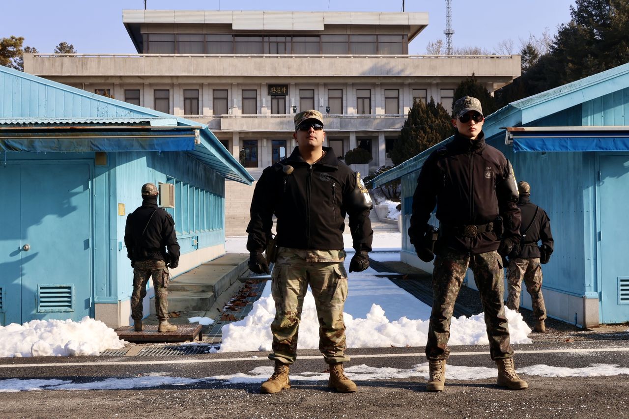 Korsel Tuntut Korut Minta Maaf atas Ledakan Ranjau DMZ yang Lukai Tiga Tentara