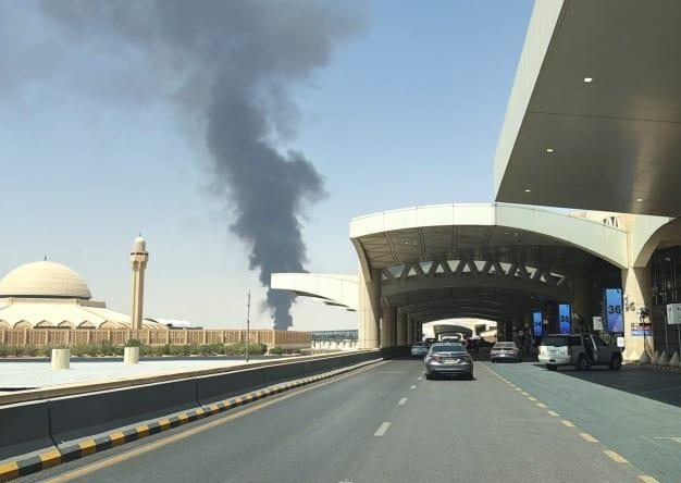 BREAKING NEWS - Bandara Riyadh Diserang, 12 Tewas dan 309 Luka; Koalisi Saudi Tuding Houthi