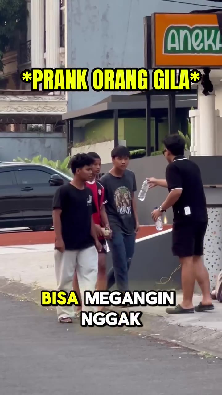Orang gila di ganggu prank